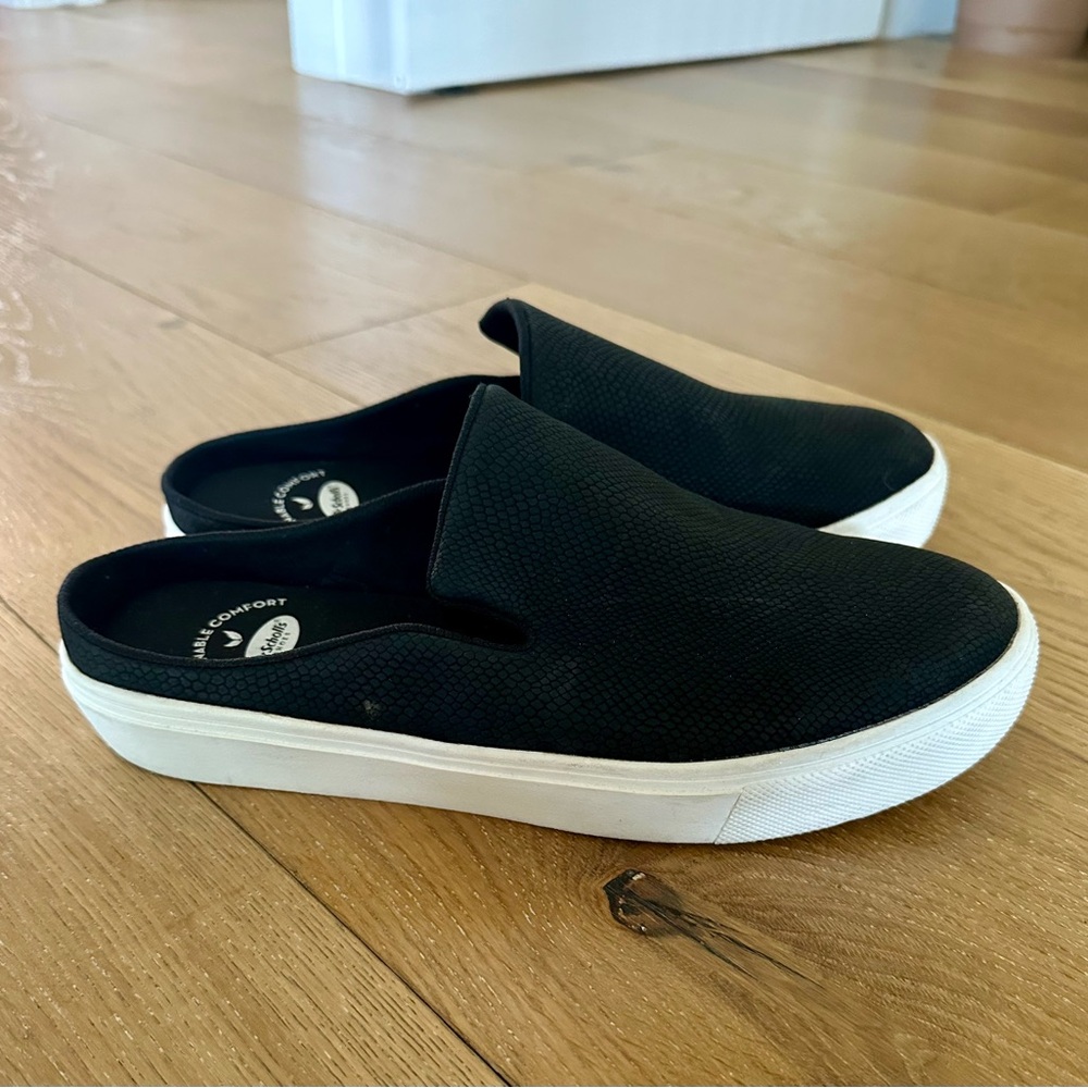 Dr. Scholl’s Black Slip-On Shoes